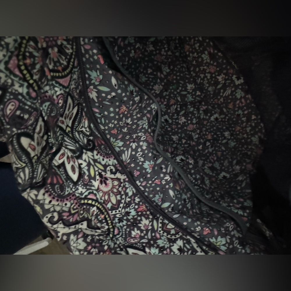 Vera Bradley Bag - Picture 4 of 6